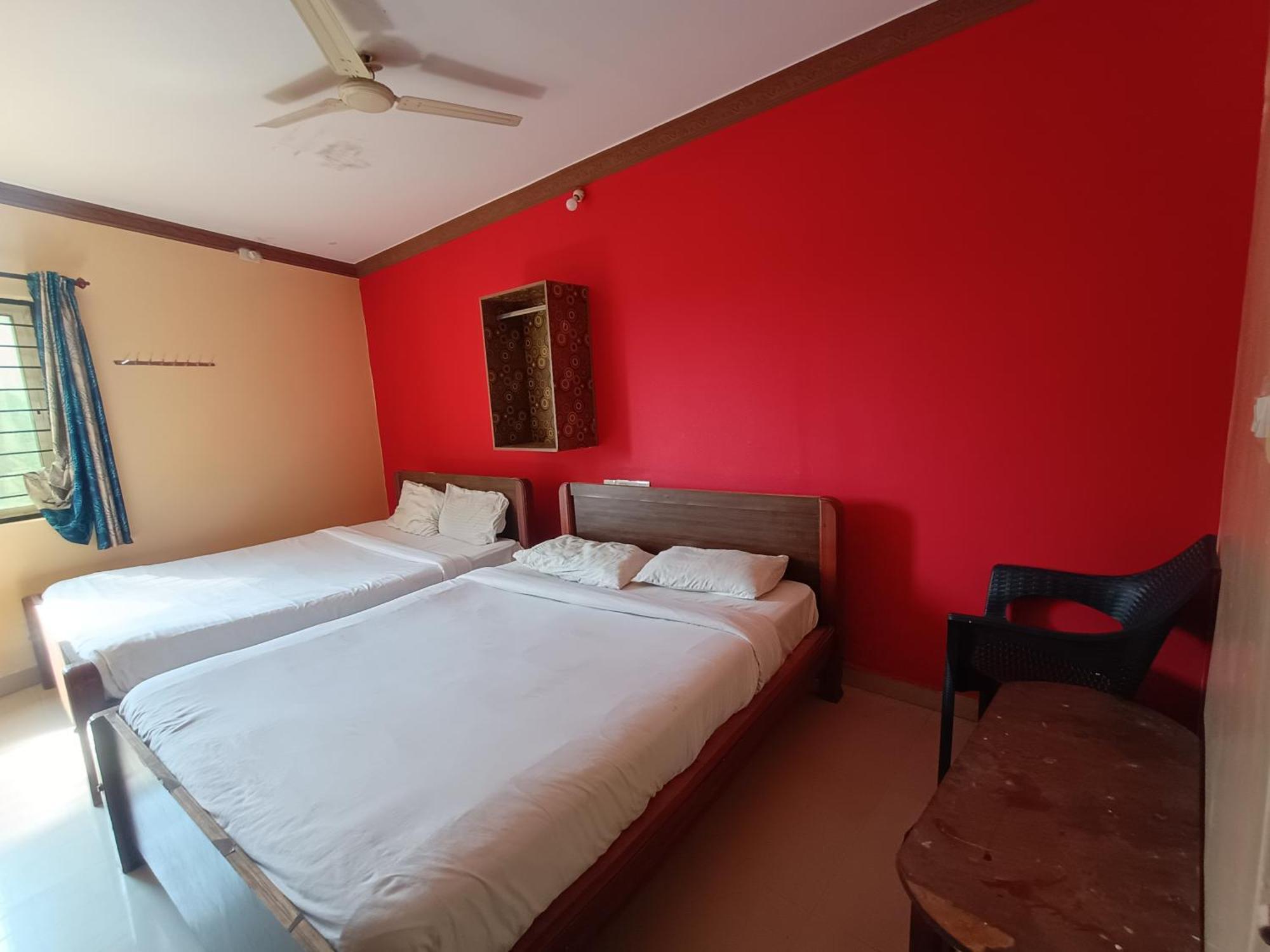 Hotel Malnad Grand Inn Kumbalgod Exterior photo
