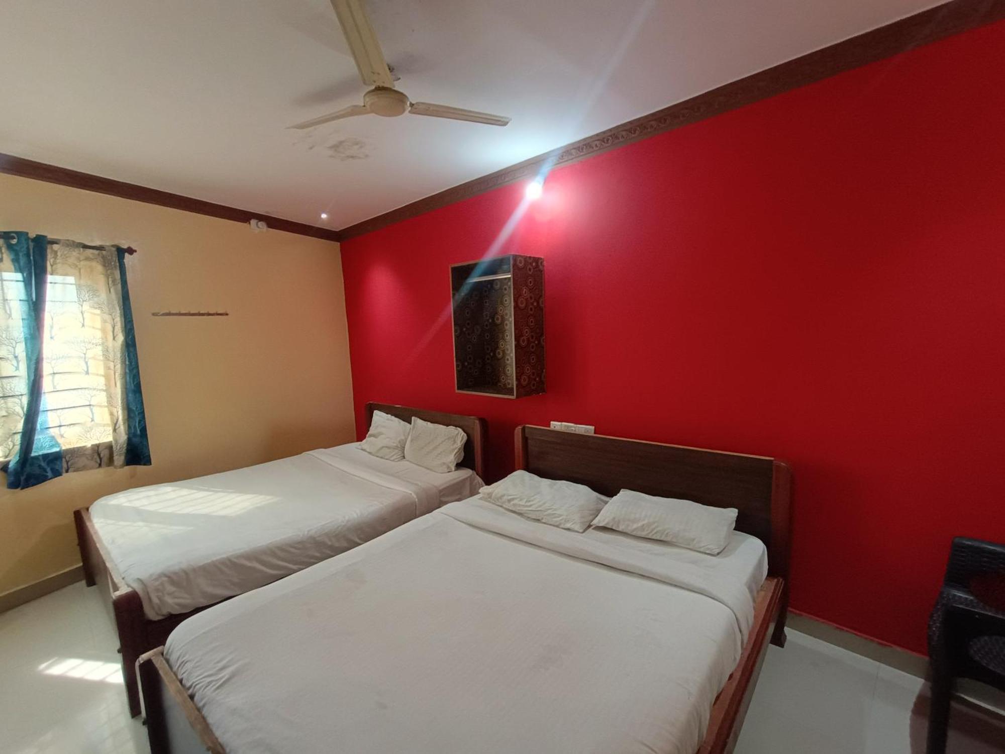 Hotel Malnad Grand Inn Kumbalgod Exterior photo
